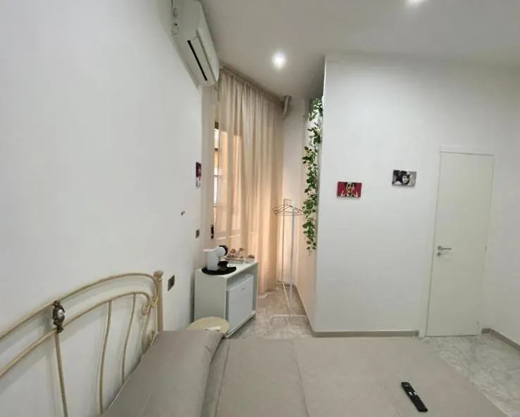 Napoli Beb Prestige Suites Partenope 0*, Naples Italy